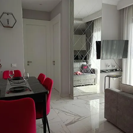 Flamingo - Stylish Near The Beach, In The Heart Of アパート アランヤ