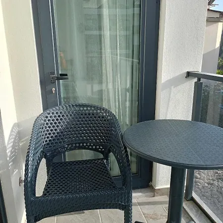 Apartmán Flamingo - Stylish Near The Beach, In The Heart Of *