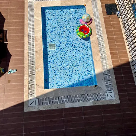 アパート Flamingo - Stylish Near The Beach, In The Heart Of