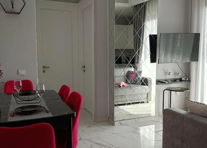 Flamingo - Stylish Near The Beach, In The Heart Of アパート アランヤ