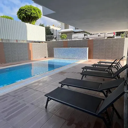 Flamingo - Stylish Near The Beach, In The Heart Of Lägenhet